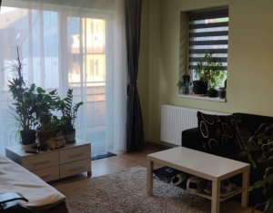 Sale apartment 2 rooms in Floresti