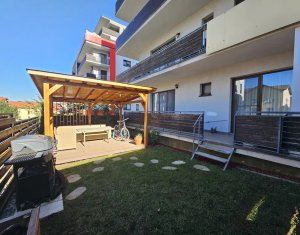 Apartament cu doua camere si gradina in Buna Ziua