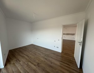 Apartament 3 camere , finisat, situat in Floresti, zona Tautiului
