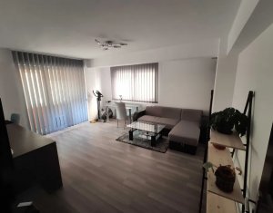 Sale apartment 2 rooms in Floresti