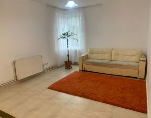 Apartament in vila, 3 camere, 60 mp utili, zona Campului