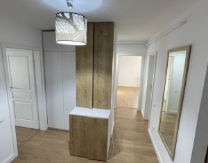 Appartement 4 chambres à vendre dans Floresti