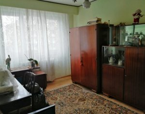 Apartment 4 rooms for sale in Cluj-napoca, zone Manastur