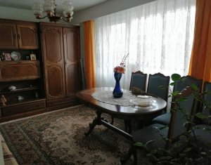 Apartament 4 camere situat in Manastur intr-o zona accesibila si linistita