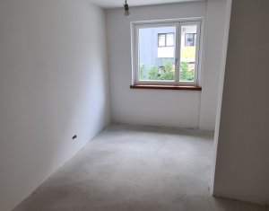 Apartament 3 camere, imobil de lux, terasa 34 mp, gradina proprie 100 mp !