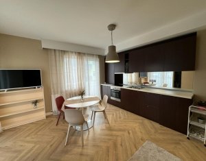 Sale apartment 2 rooms in Floresti