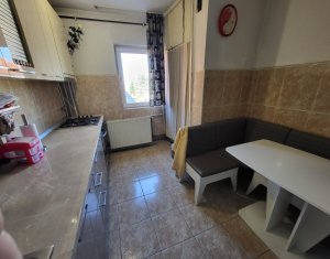 Apartament, 3 camere decomandate, 2/4 , Gheorgheni, Titulescu