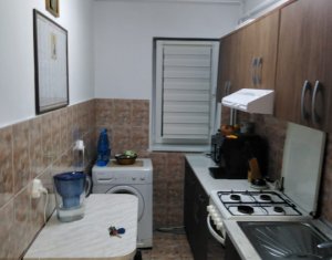 Apartament 2 camere, zona BIG, etaj intermediar, decomandat !