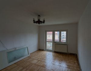 Lakás 3 szobák eladó on Dej, Zóna Centru