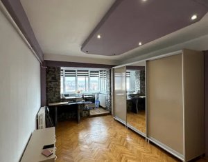 Apartament cu 2 camere, Manastur, aproape de Parcul Rozelor priveliste superba 