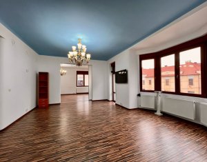 Pozitie excelenta, apartament 4 camere, ultracentral, Piata Muzeului