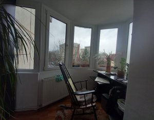 Appartement 3 chambres à vendre dans Cluj-napoca, zone Plopilor