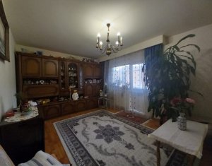 Sale apartment 3 rooms in Cluj-napoca, zone Plopilor