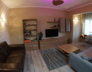 Sale apartment 3 rooms in Cluj-napoca, zone Centru