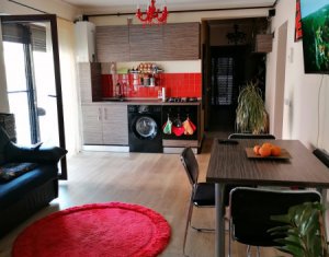 Apartment 3 rooms for sale in Floresti