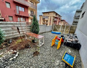 Apartament 3 camere, situat in Floresti, zona Sub Cetate