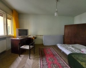 Ultracentral Apartament cu 3 camere cu suprafata construita de 113 mp