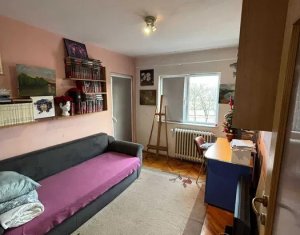 Apartament cu 4 camere rar pe piata!