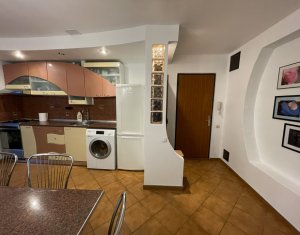 Apartament 2 camere, decomandat, finisat modern, zona Parcului Babes! 