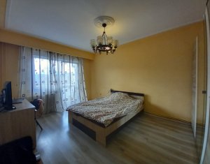 Vanzare apartament cu 3 camere, Parcul Primaverii