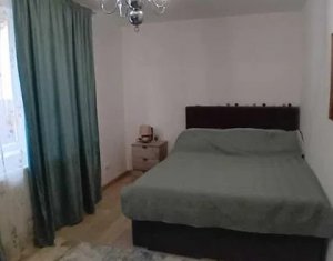 Sale apartment 3 rooms in Floresti