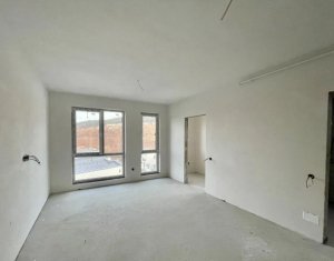 Appartement 3 chambres à vendre dans Floresti