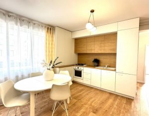 Apartment 3 rooms for sale in Floresti