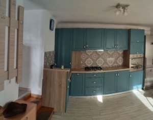 Apartament cu 3 camere zona centrala Cluj Napoca, parcare in curte