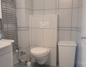 Apartament cu 3 camere zona centrala Cluj Napoca, parcare in curte