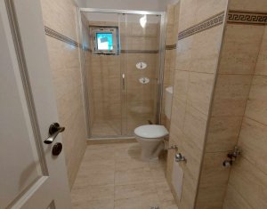 Apartament 3 camere, etaj 5/8, confort sporit, decomandat, in P-uri, Titulescu