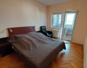 Apartament 3 camere, etaj 5/8, confort sporit, decomandat, in P-uri, Titulescu