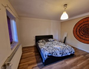 Apartment 5 rooms for sale in Cluj-napoca, zone Centru