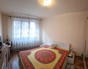 Apartament cu 3 camere in zona semicentrala, Piata Garii