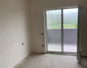 Appartement 3 chambres à vendre dans Floresti