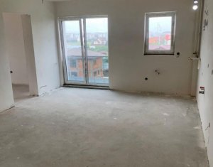 Apartment 3 rooms for sale in Floresti