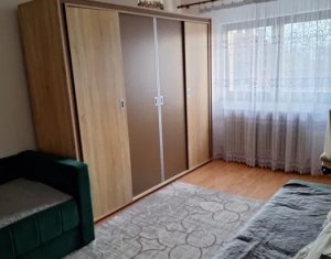 Sale apartment 3 rooms in Cluj-napoca, zone Dambul Rotund