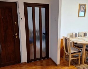 Apartament cu 2-3 camere, 51 mp, in zona Garii, parcare