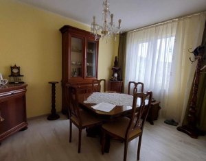 Appartement 3 chambres à vendre dans Jucu De Mijloc, zone Centru