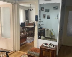 Apartament 3 camere, decomandat si luminos, zona linistita, mini gradina!