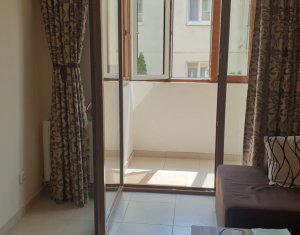 Apartament 3 camere, balcon, Manastur