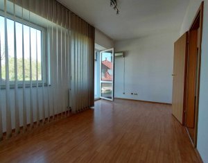 Apartament 99 mp, etaj 1, parcare, Centru