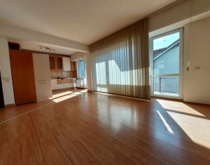 Apartament 99 mp, etaj 1, parcare, Centru