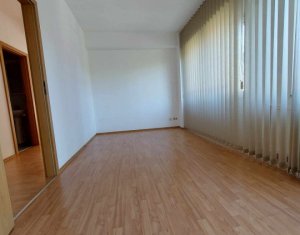 Apartament 99 mp, etaj 1, parcare, Centru