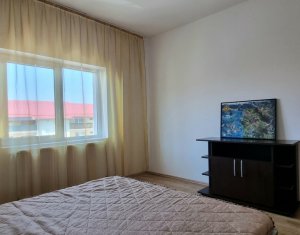 Apartament spatios, zona Bucium