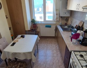 Appartement 4 chambres à vendre dans Cluj-napoca, zone Manastur