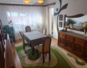 Appartement 3 chambres à vendre dans Cluj-napoca, zone Andrei Muresanu