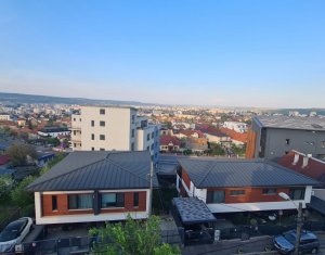 Appartement 3 chambres à vendre dans Cluj-napoca, zone Andrei Muresanu