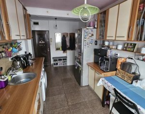 Apartament cu 3 camere, etaj intermediar, Marasti