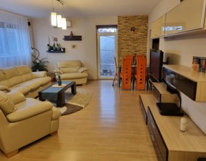 Vanzare apartament 3 camere confort lux, Buna Ziua, zona Oncos