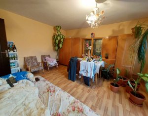 Apartment 3 rooms for sale in Gilau, zone Centru